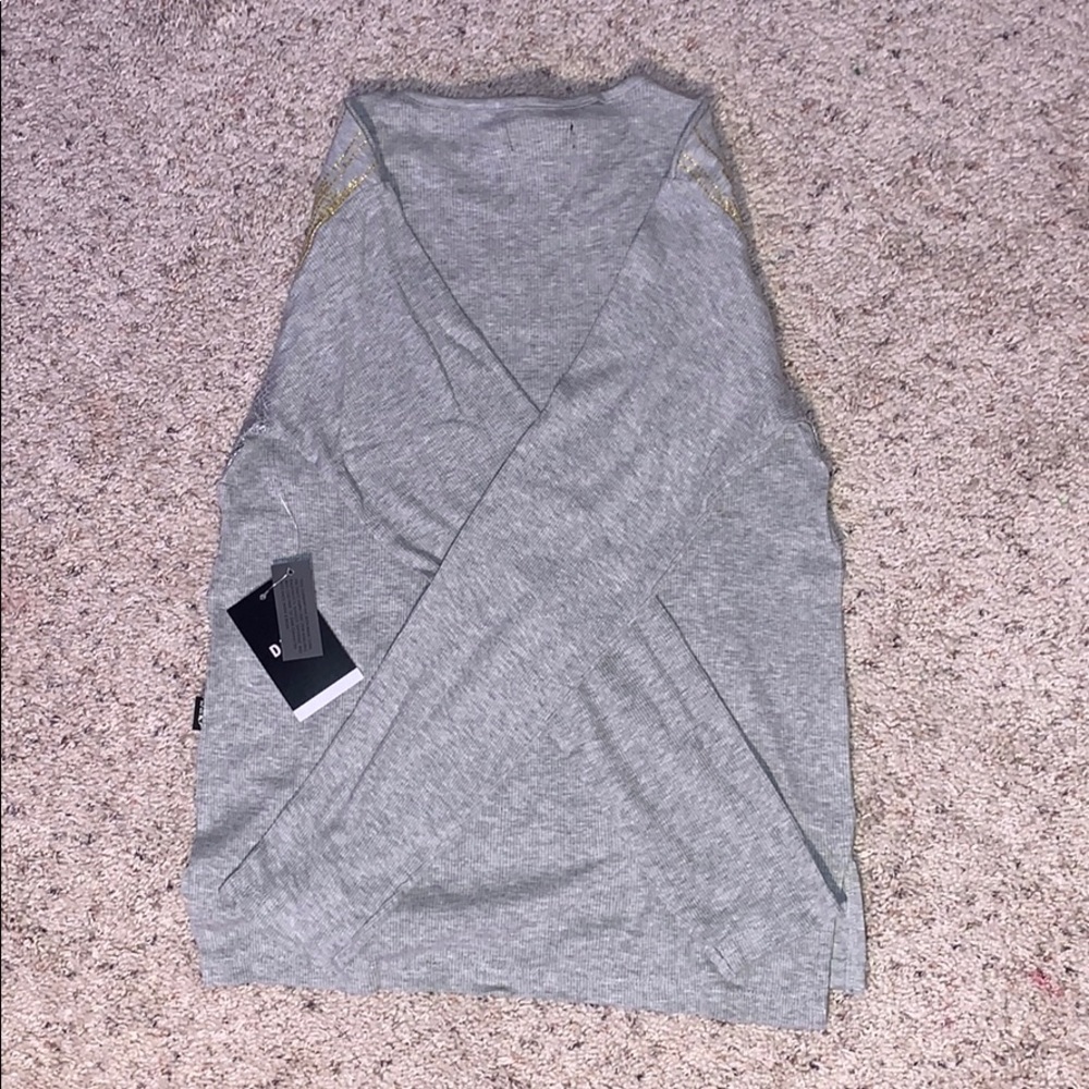 Grey T-Shirt - Picture 3 of 3